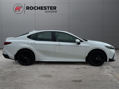 2025 Toyota Camry SE AWD