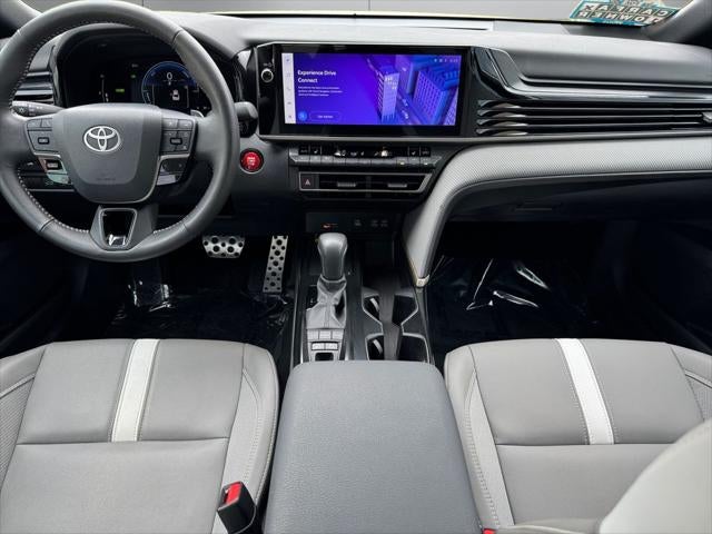 2025 Toyota Camry SE AWD