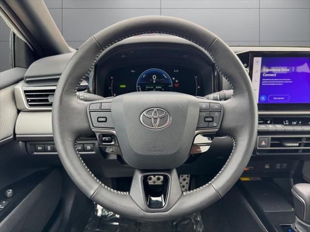 2025 Toyota Camry SE AWD