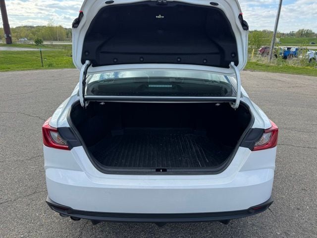 2025 Toyota Camry SE AWD