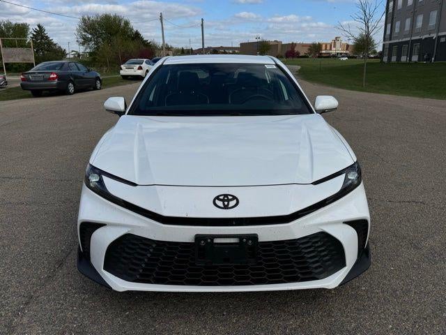 2025 Toyota Camry SE AWD