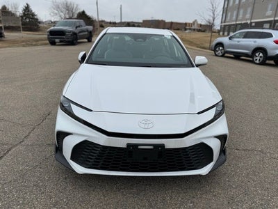 2025 Toyota Camry SE AWD