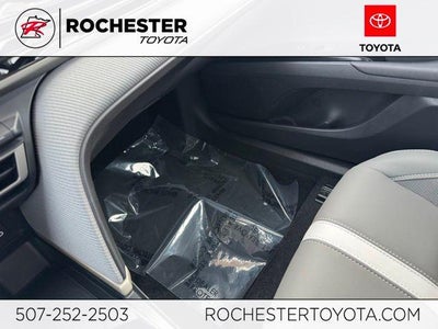 2025 Toyota Camry SE AWD