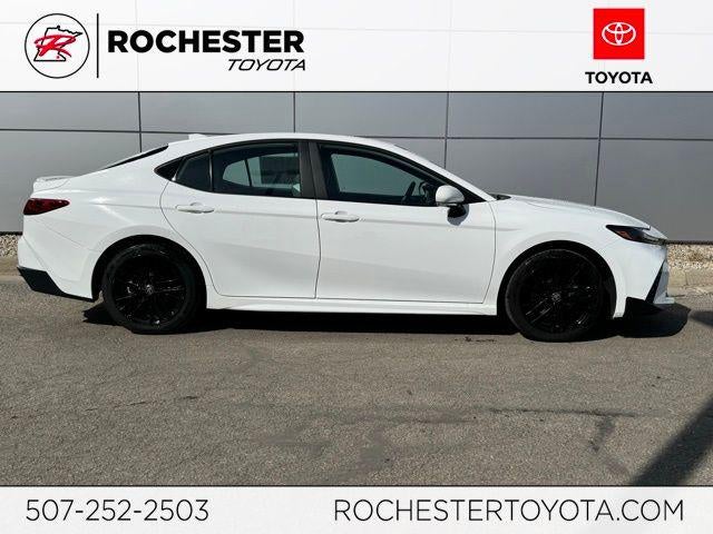 2025 Toyota Camry SE AWD