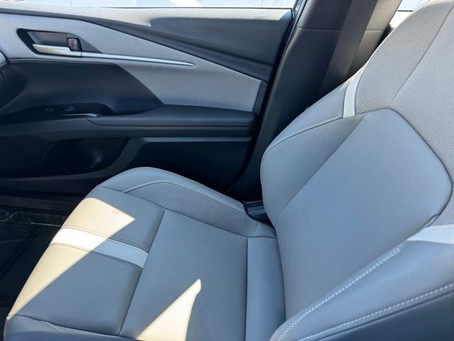 2025 Toyota Camry SE AWD