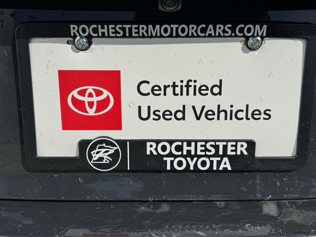 2025 Toyota Camry SE AWD