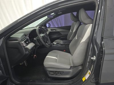 2025 Toyota Camry SE AWD