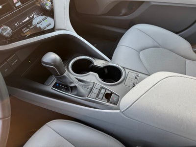 2024 Toyota Camry Hybrid XLE FWD