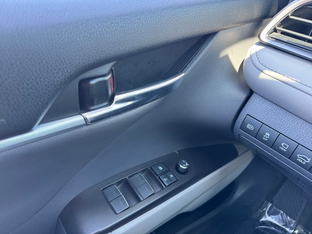 2023 Toyota Camry Hybrid XLE FWD