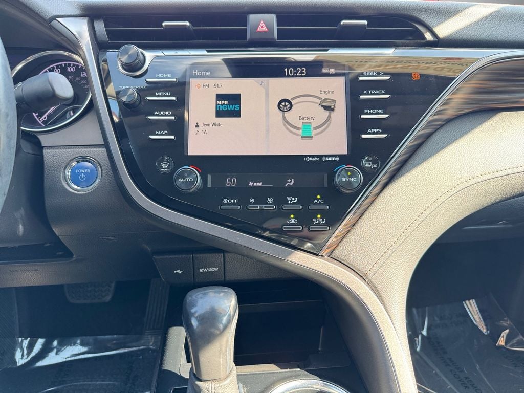 2020 Toyota Camry Hybrid XLE FWD