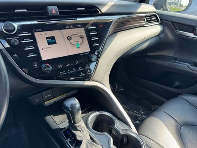 2020 Toyota Camry Hybrid XLE FWD