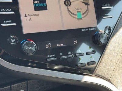 2020 Toyota Camry Hybrid XLE FWD
