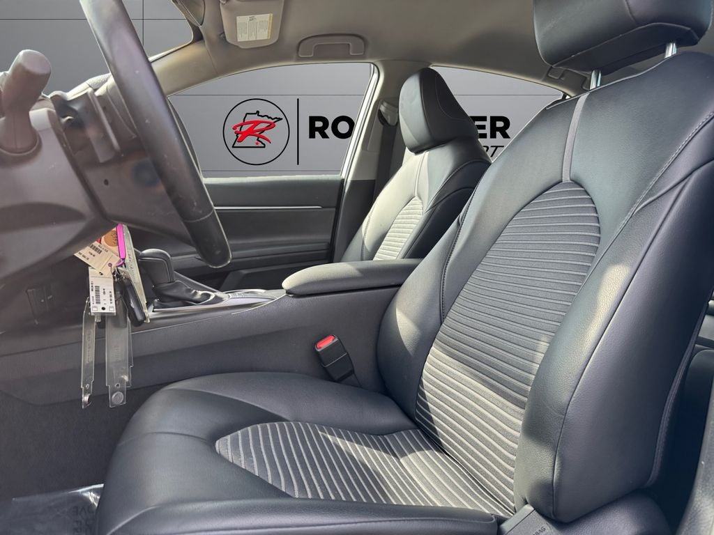 2023 Toyota Camry SE FWD