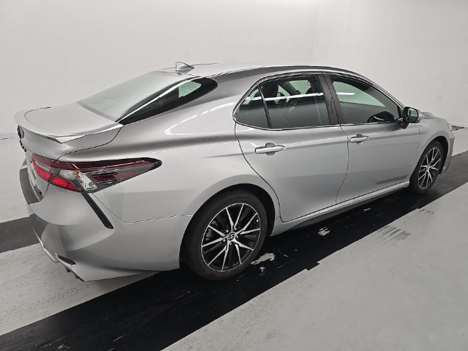 2023 Toyota Camry SE FWD