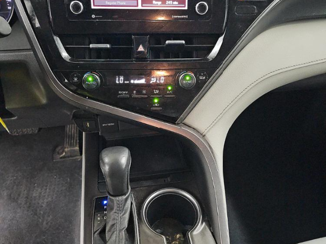 2023 Toyota Camry SE FWD