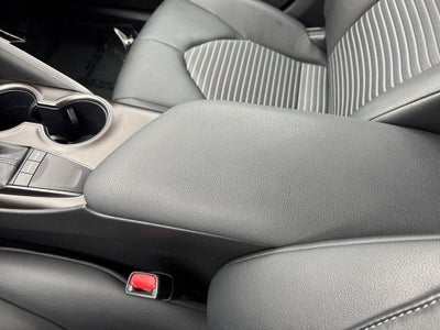 2024 Toyota Camry SE FWD