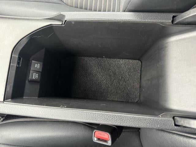 2021 Toyota Camry SE AWD