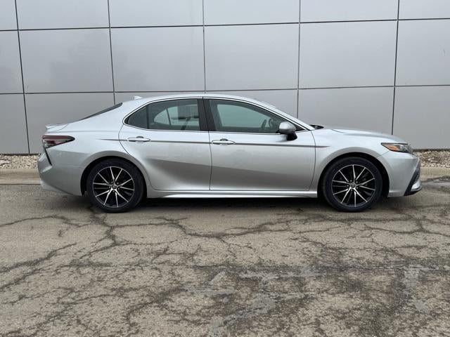 2021 Toyota Camry SE AWD