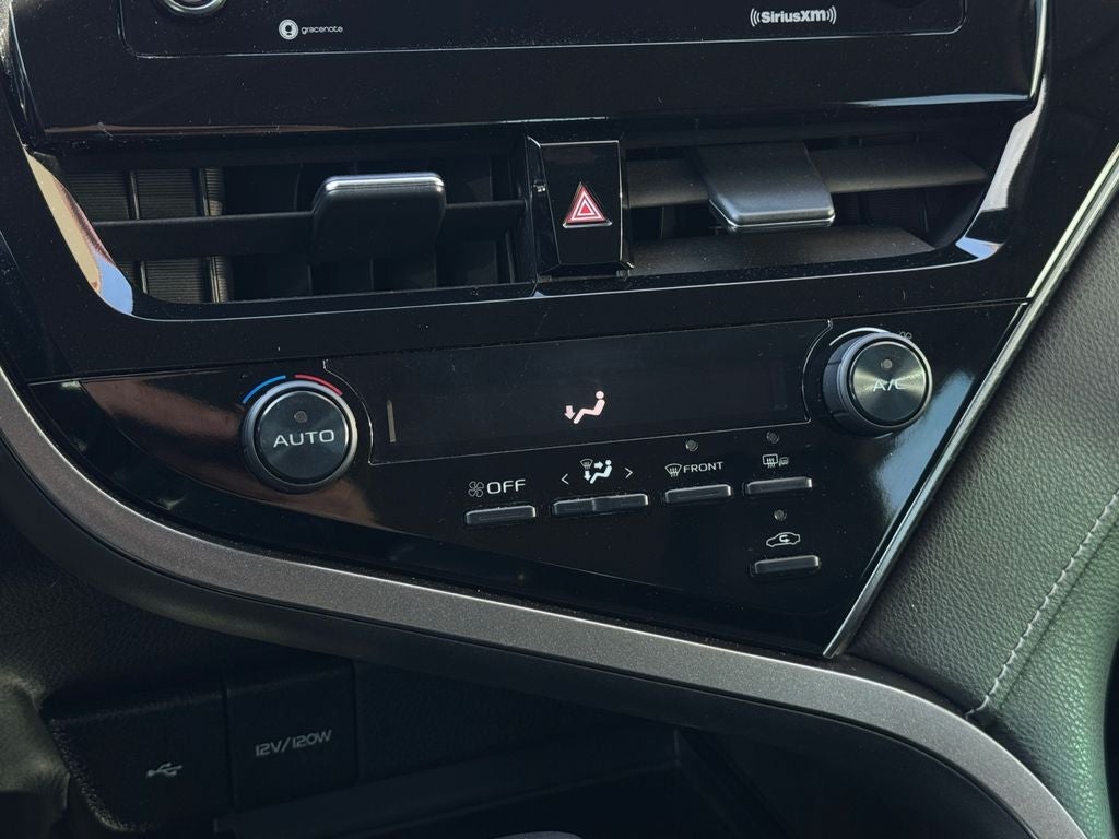 2021 Toyota Camry SE AWD