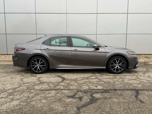 2023 Toyota Camry SE AWD