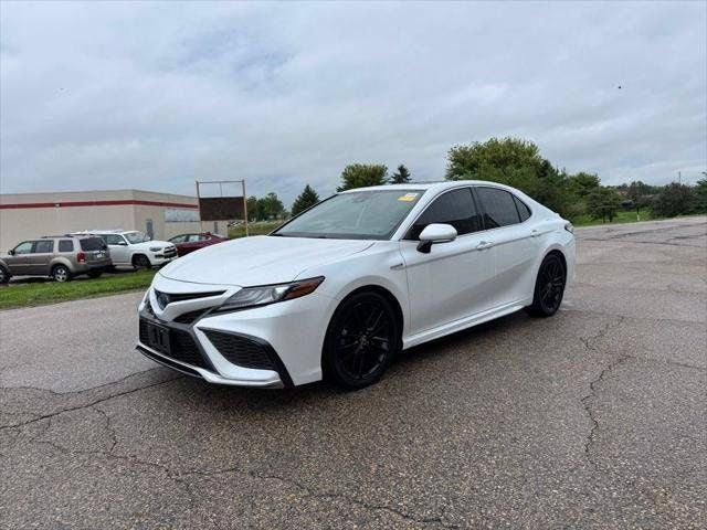 2021 Toyota Camry Hybrid XSE FWD