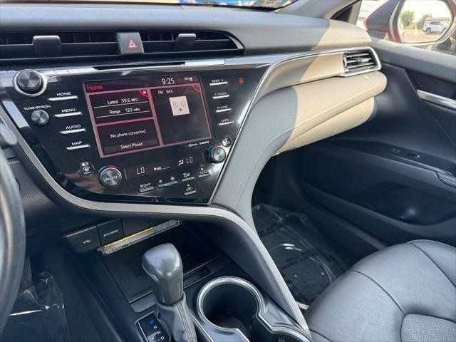 2020 Toyota Camry XSE FWD