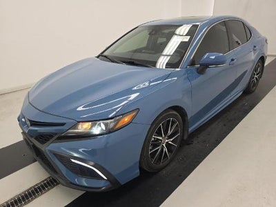 2024 Toyota Camry Hybrid SE FWD