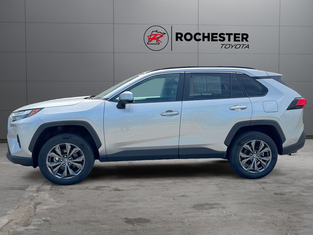 2022 Toyota RAV4 Hybrid XLE Premium AWD