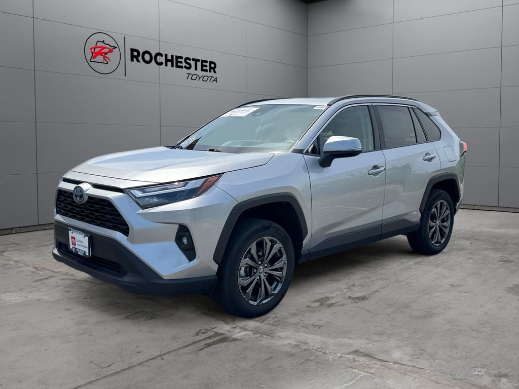 2022 Toyota RAV4 Hybrid XLE Premium AWD
