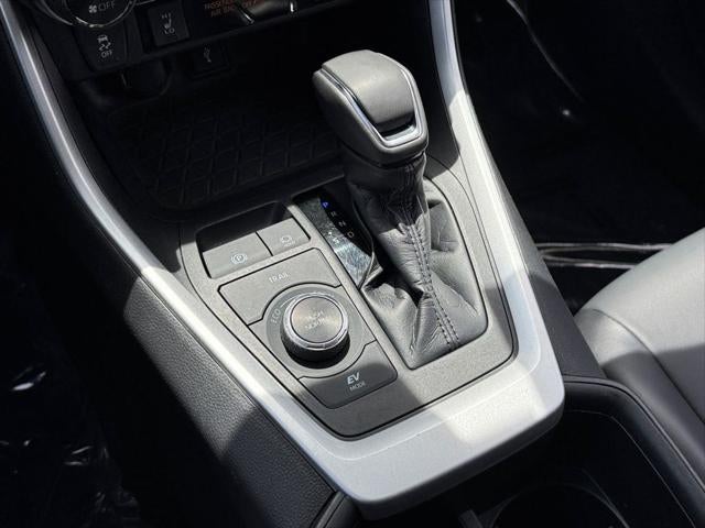2022 Toyota RAV4 Hybrid XLE Premium AWD