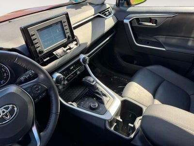 2022 Toyota RAV4 Hybrid XLE Premium AWD