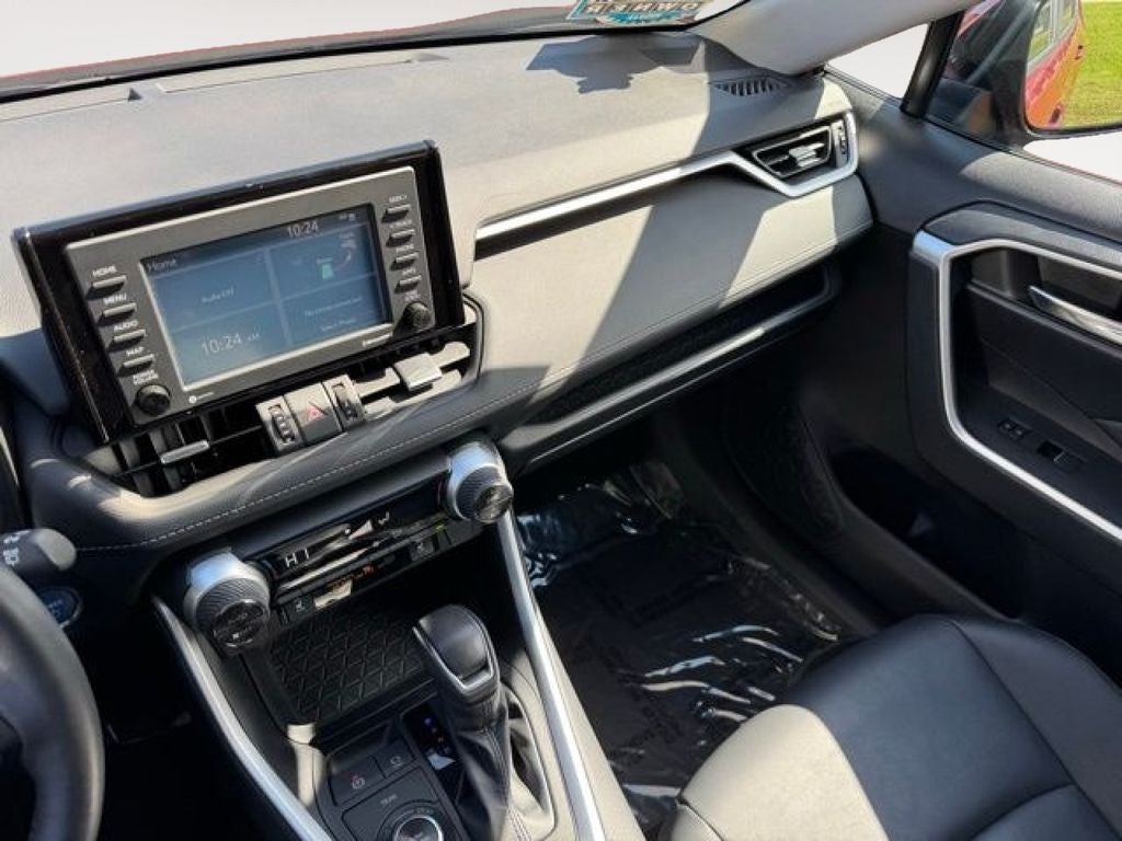 2022 Toyota RAV4 Hybrid XLE Premium AWD