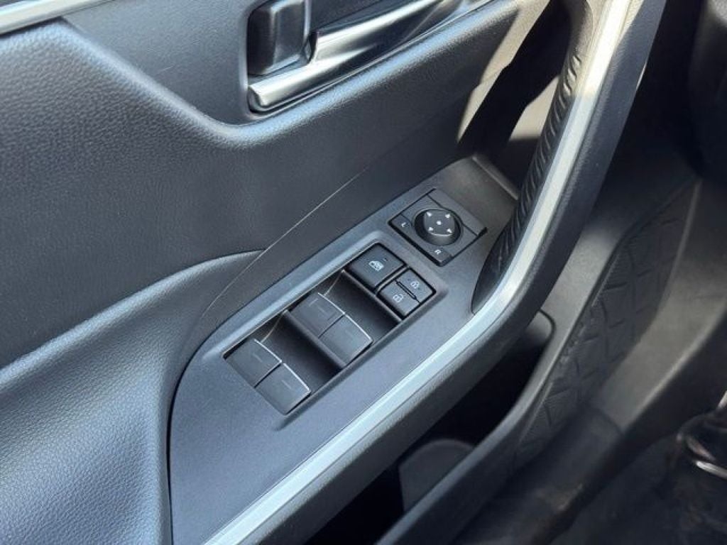 2022 Toyota RAV4 Hybrid XLE Premium AWD