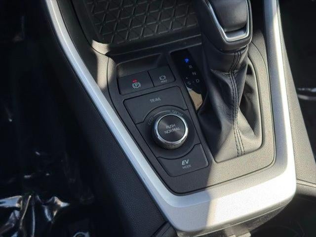 2022 Toyota RAV4 Hybrid XLE Premium AWD