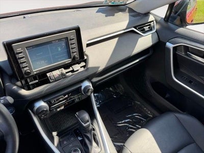 2022 Toyota RAV4 Hybrid XLE Premium AWD