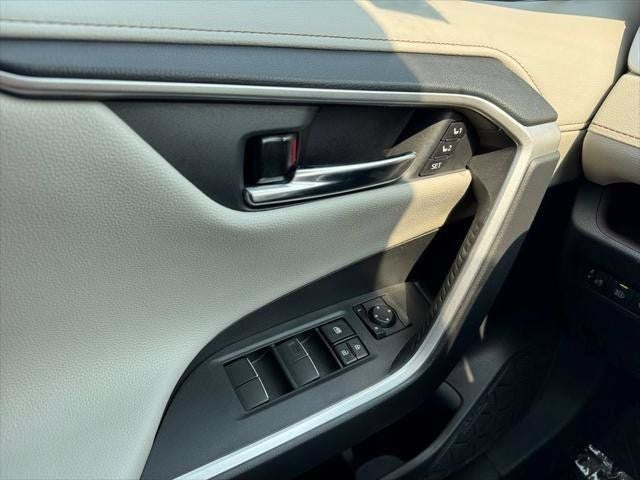 2021 Toyota RAV4 Hybrid Limited AWD