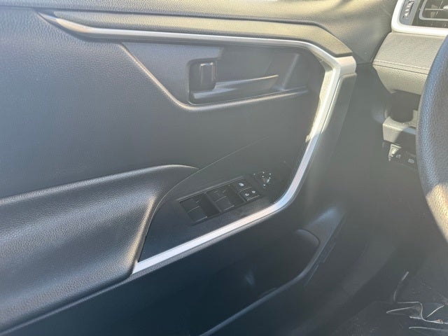 2020 Toyota RAV4 Hybrid LE AWD