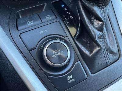 2020 Toyota RAV4 Hybrid LE AWD