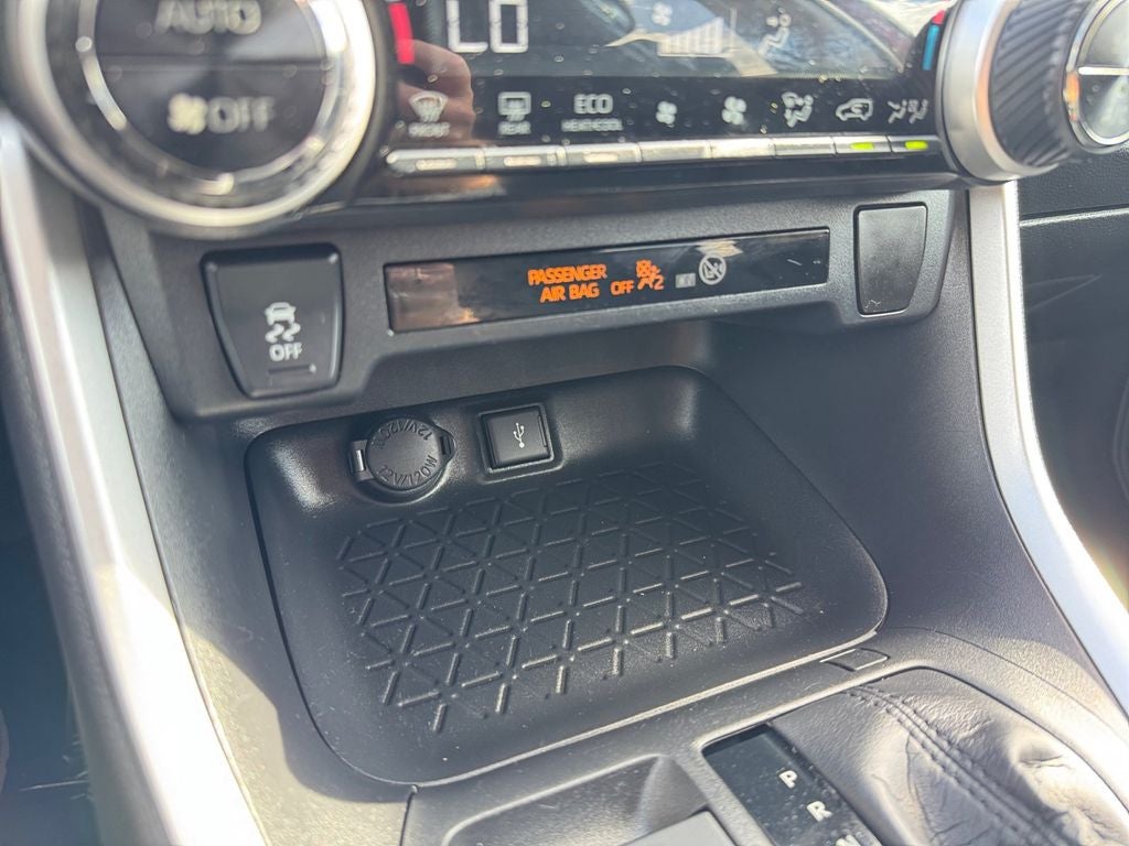 2020 Toyota RAV4 Hybrid LE AWD
