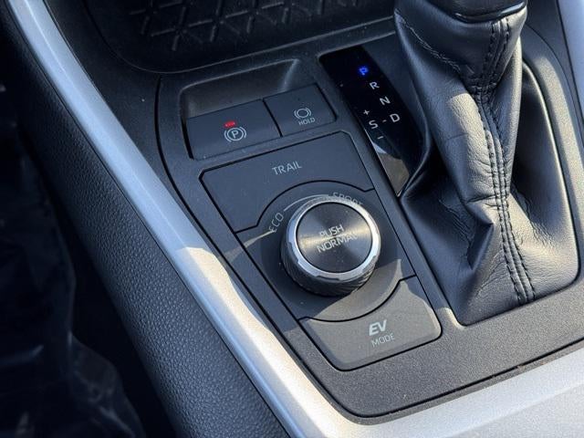 2021 Toyota RAV4 Hybrid XLE AWD