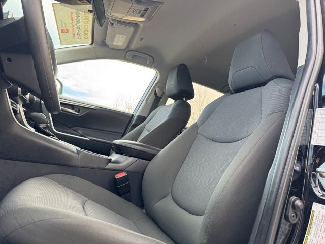 2025 Toyota RAV4 Hybrid XLE AWD