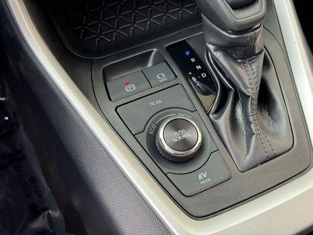 2025 Toyota RAV4 Hybrid XLE AWD