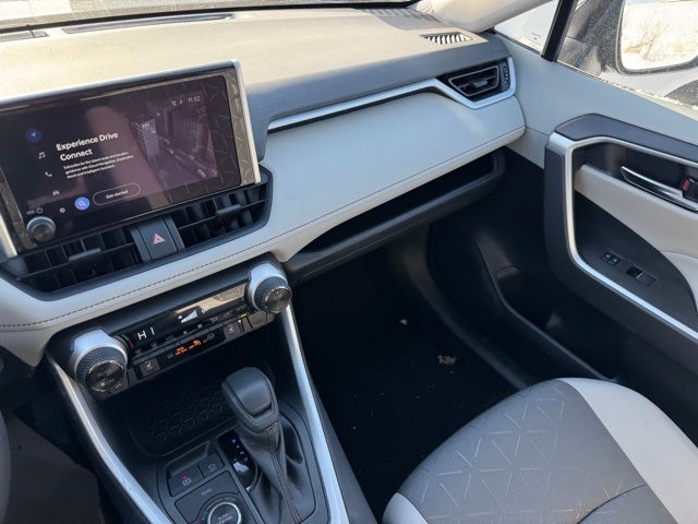 2025 Toyota RAV4 Hybrid XLE AWD