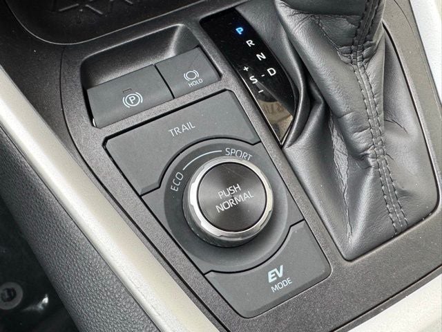 2025 Toyota RAV4 Hybrid XLE AWD