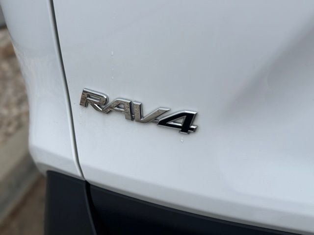 2025 Toyota RAV4 Hybrid XLE AWD