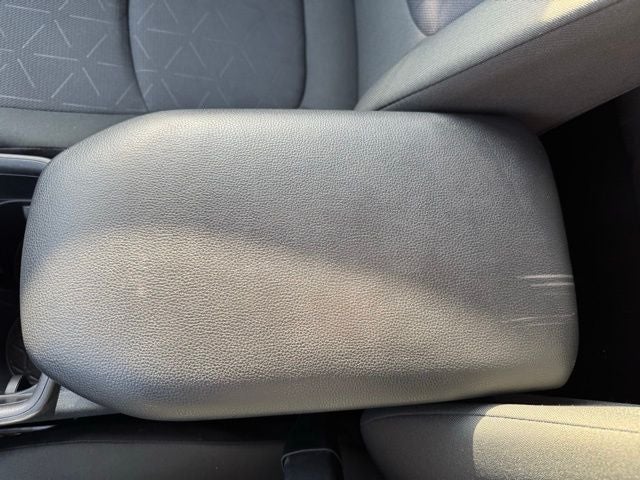 2025 Toyota RAV4 Hybrid XLE AWD