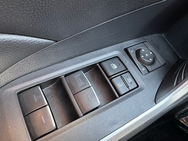 2025 Toyota RAV4 Hybrid XLE AWD