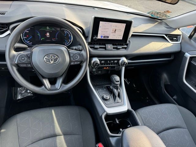 2025 Toyota RAV4 Hybrid XLE AWD