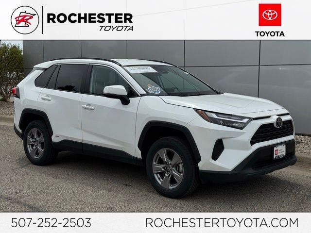 2025 Toyota RAV4 Hybrid XLE AWD