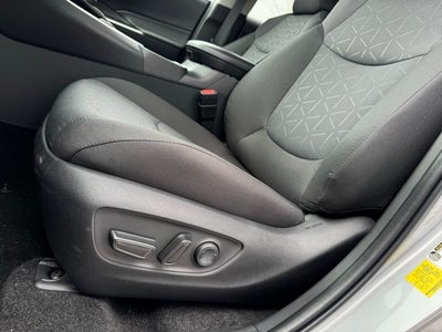 2025 Toyota RAV4 Hybrid XLE AWD